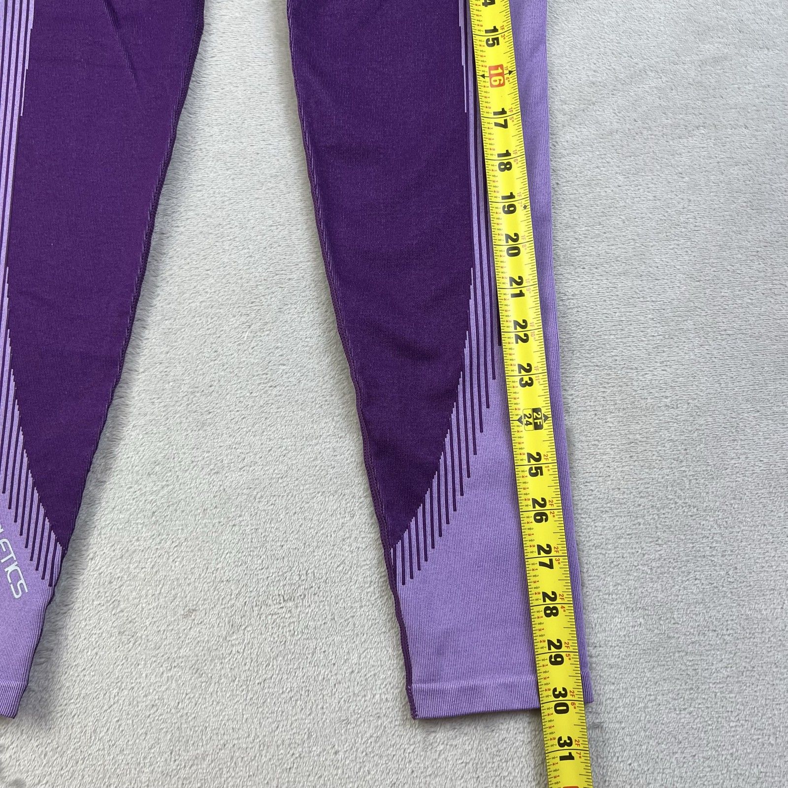 Fabletics Seamless Fusion High-Waisted 7/8 Leggings Women S Luxe Plum — image 5 of 8